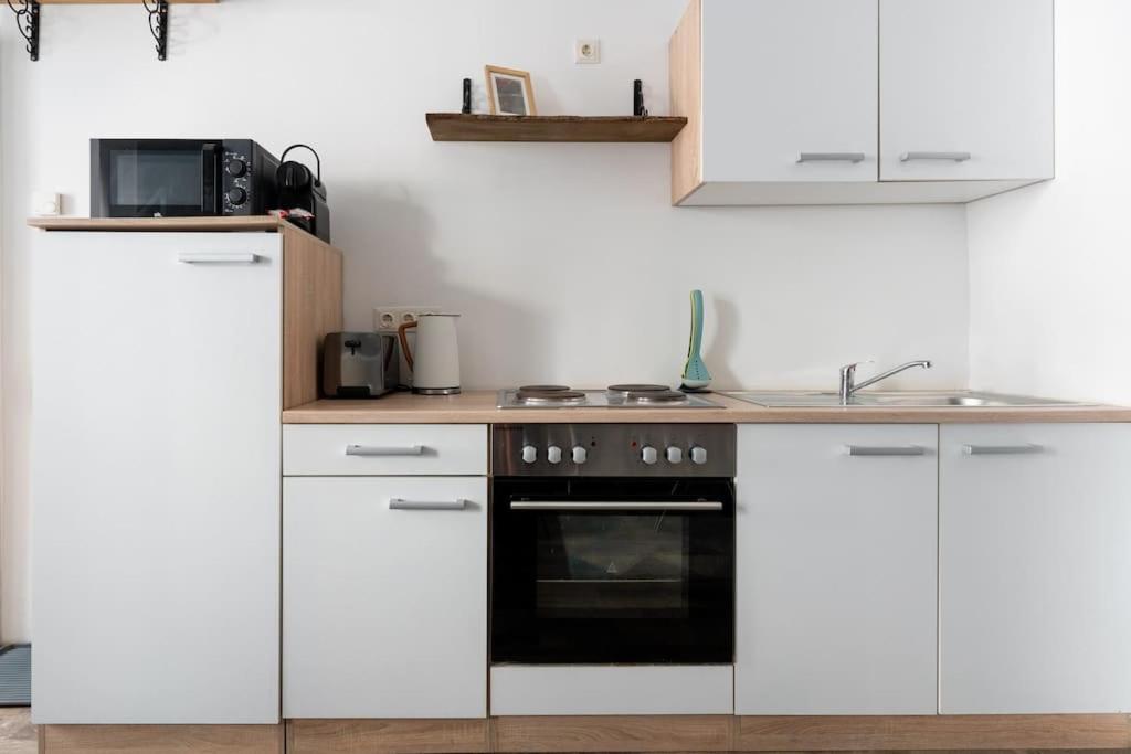 Sleek Studio By City Center By Hm Wien Eksteriør bilde
